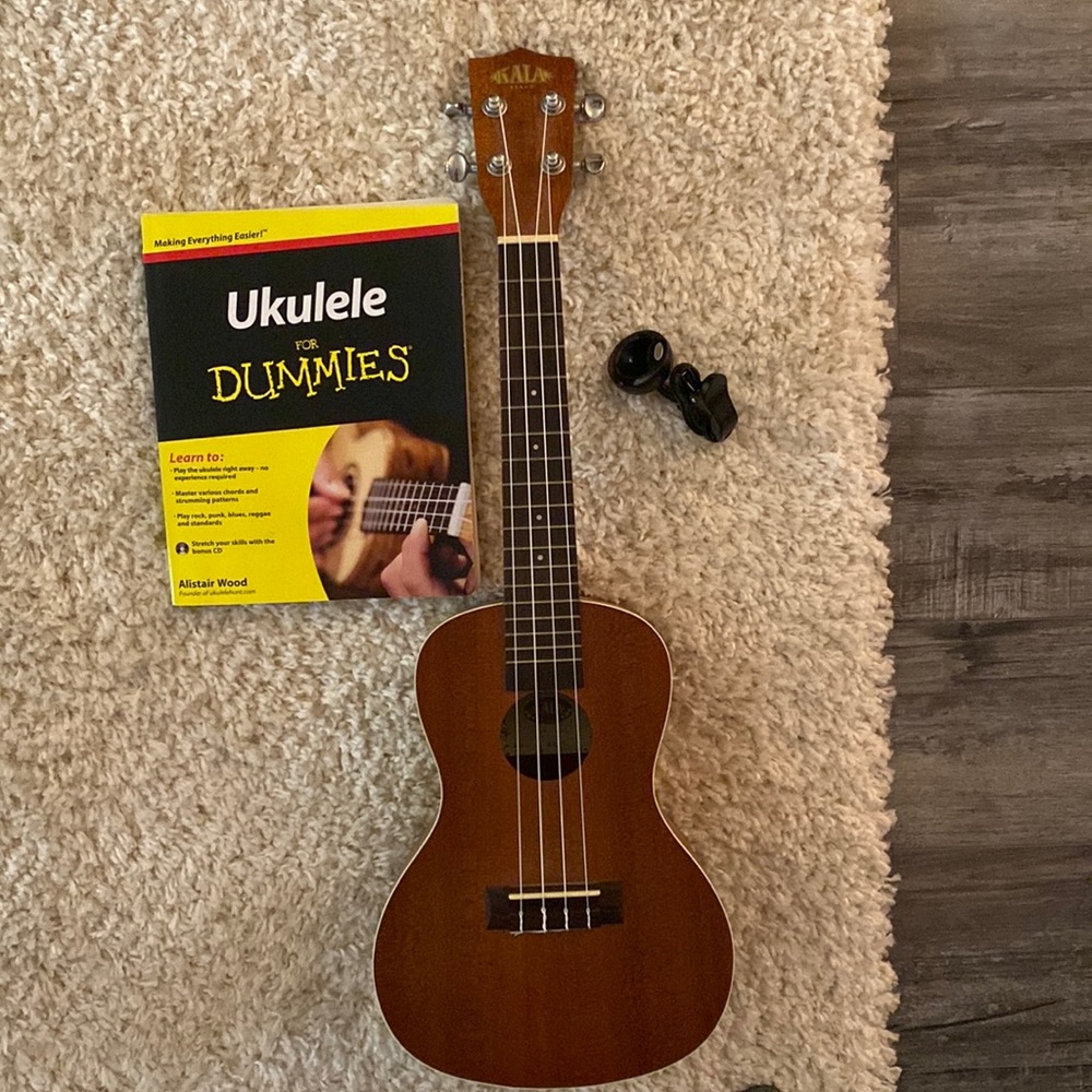 Ukulele + book + tuner